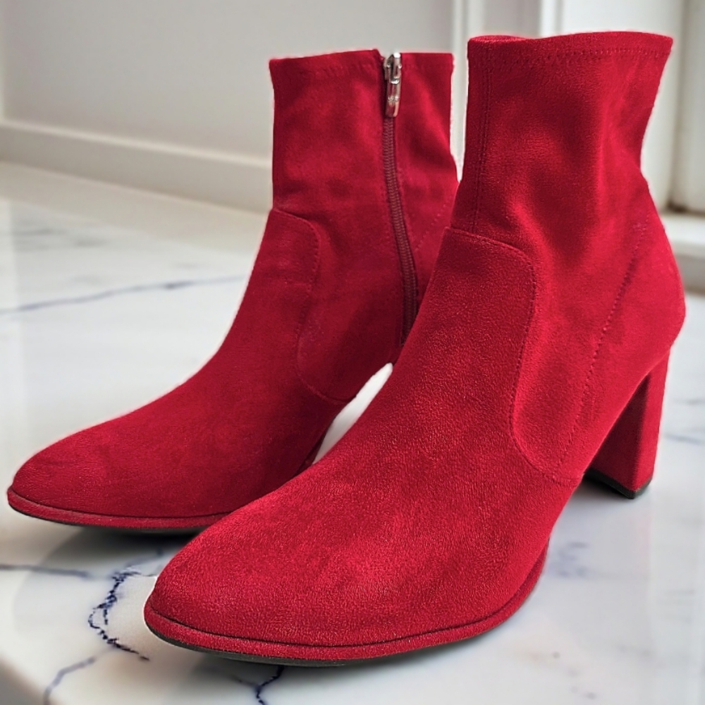 Marc Fisher Women's Suede Ankle Boots Red Block Heel Zip Closure Size 10